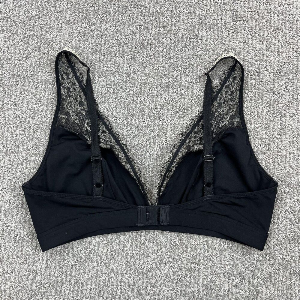 Wacoal Embrace Lace Bralette Womens 40 Black Floral Wireless Plunge Unlined Bra - Picture 2 of 7